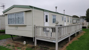 8 Berth on Northshore Cottage